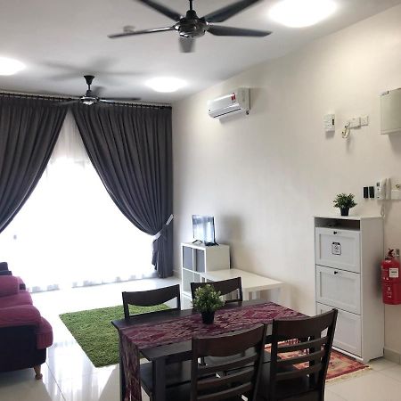 Vistamuslim Homestay Cheras Eksteriør billede