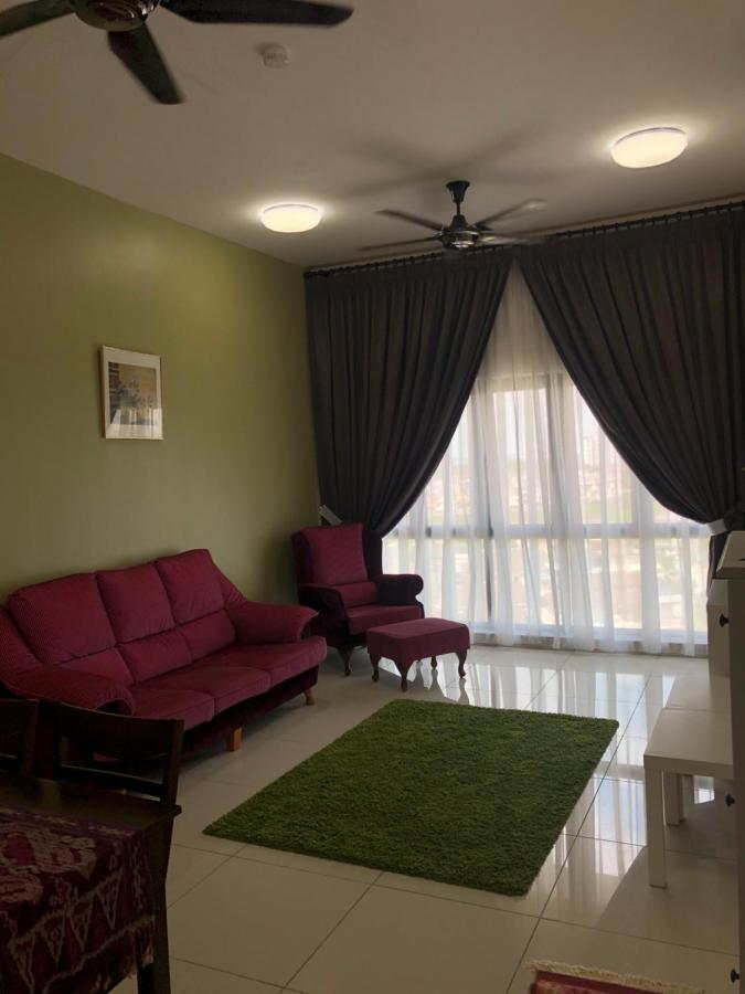 Vistamuslim Homestay Cheras Eksteriør billede